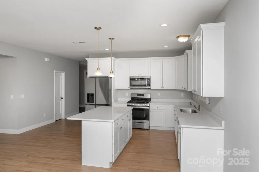 100 Holly Drive Duncan, SC 29334