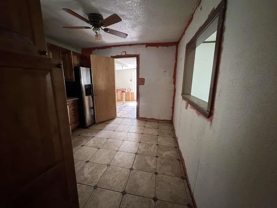 905 Euclid Street Cleburne, TX 76033