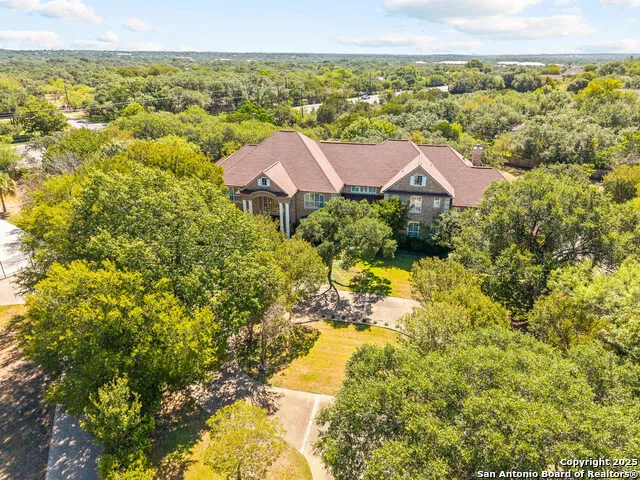 112 Canter Gait Shavano Park, TX 78231