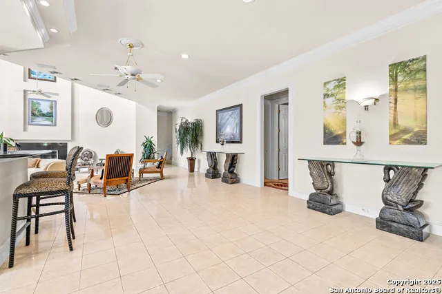 112 Canter Gait Shavano Park, TX 78231