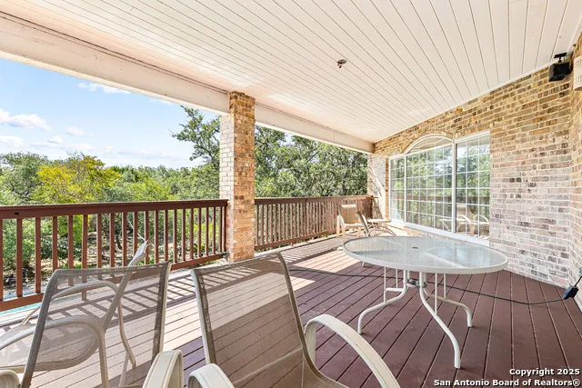 112 Canter Gait Shavano Park, TX 78231