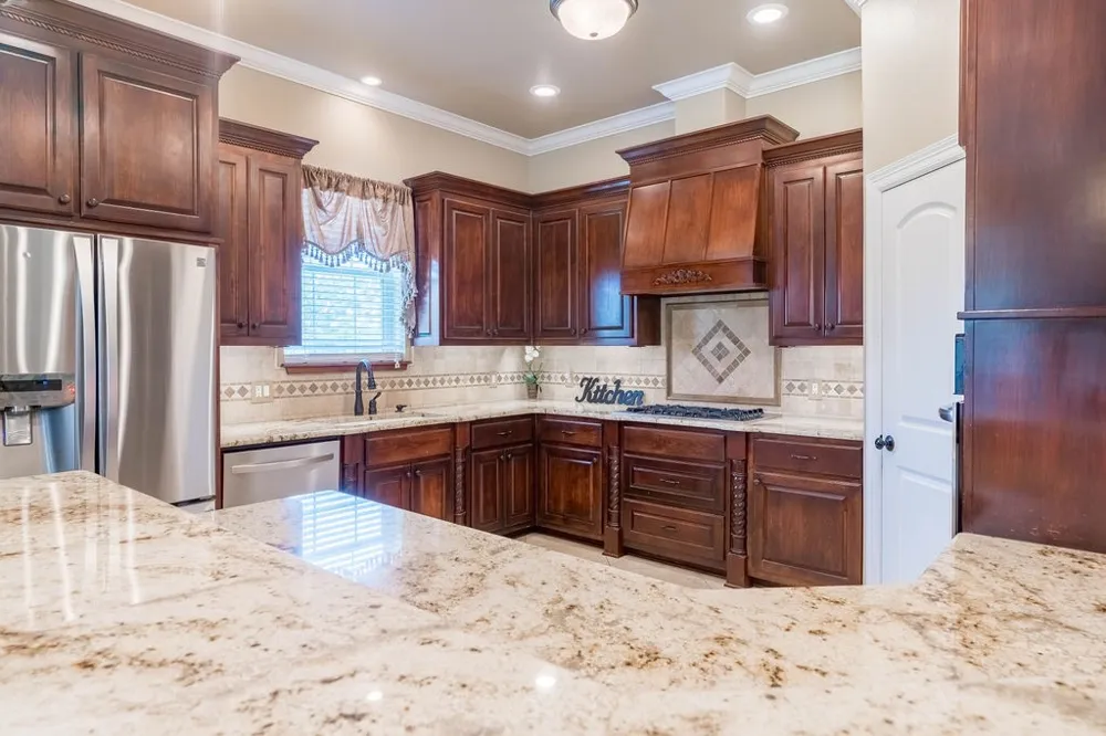 4149 An County Road 2202 Palestine, TX 75803