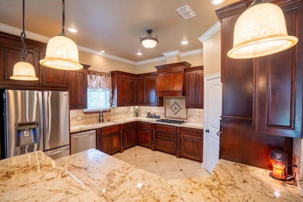4149 An County Road 2202 Palestine, TX 75803