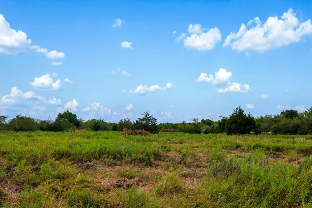 3 LCR 392 Groesbeck, TX 76642