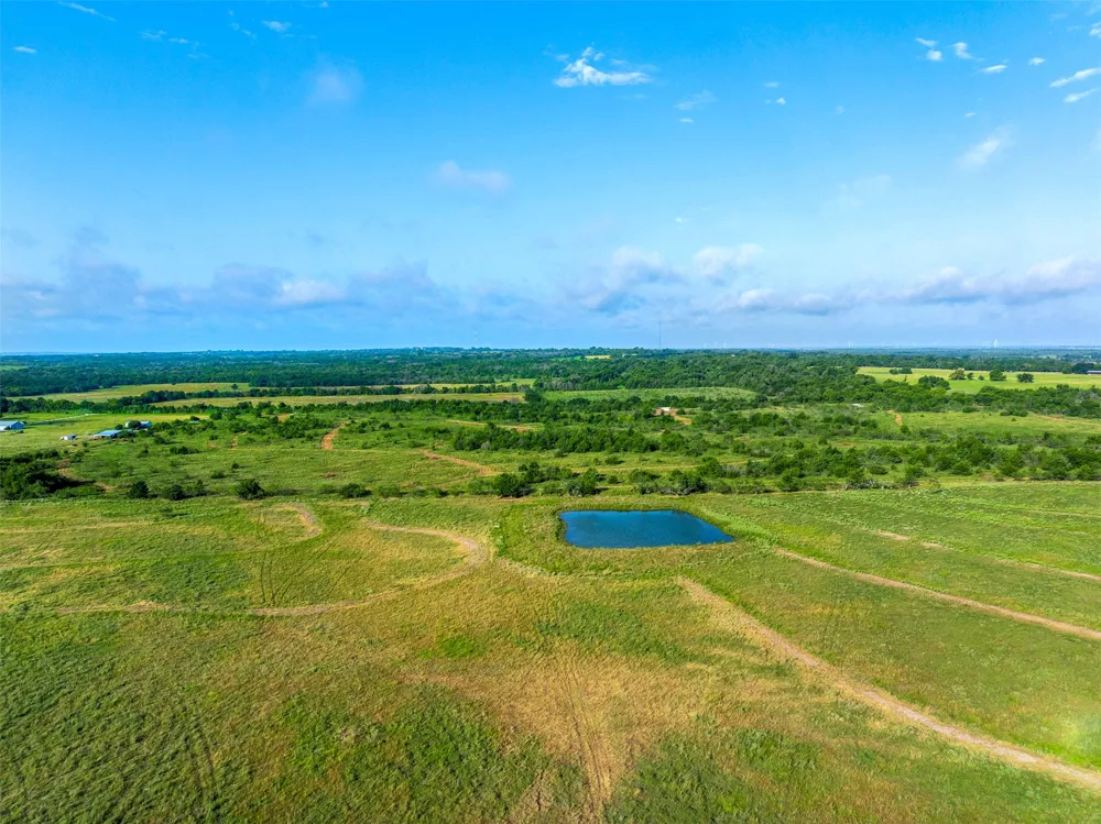 LCR 392 Groesbeck, TX 76642