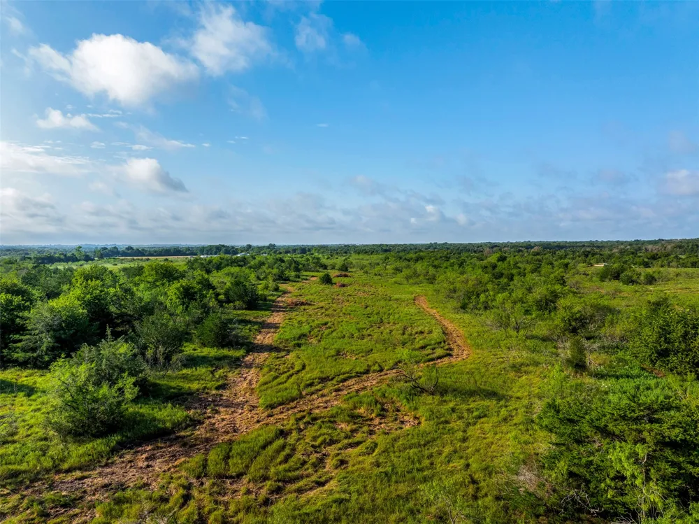 LCR 392 Groesbeck, TX 76642