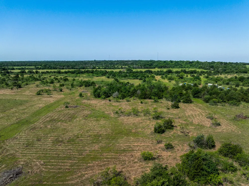 LCR 392 Groesbeck, TX 76642