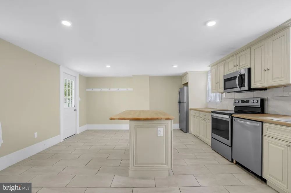 2508 MAIN STREET Exmore, VA 23350