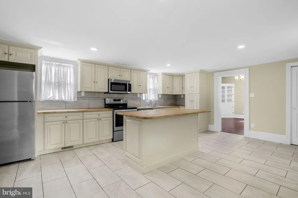 2508 MAIN STREET Exmore, VA 23350