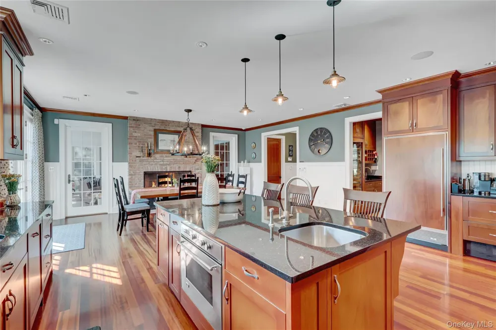 63 Dyke Road Setauket, NY 11733