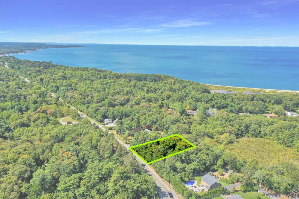 110 Homestead Way Greenport, NY 11944
