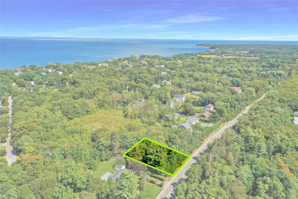 110 Homestead Way Greenport, NY 11944