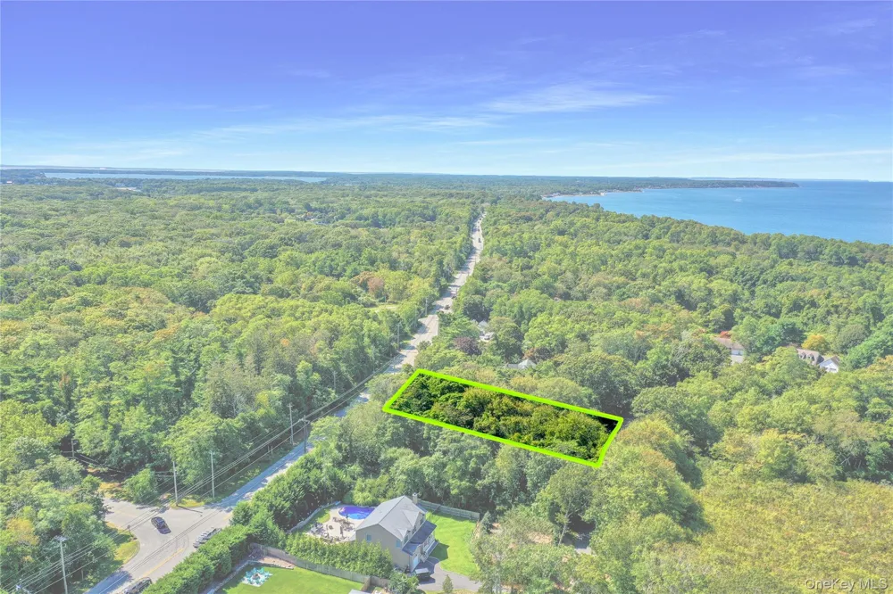 110 Homestead Way Greenport, NY 11944