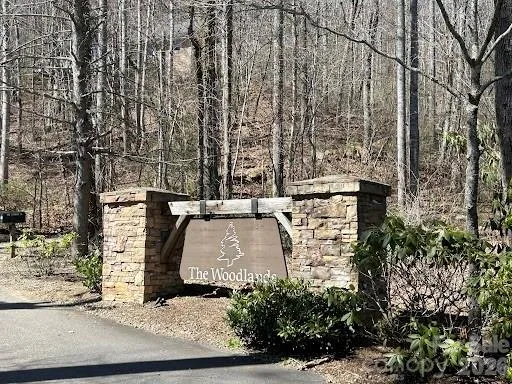 52 Hope View Road Swannanoa, NC 28778