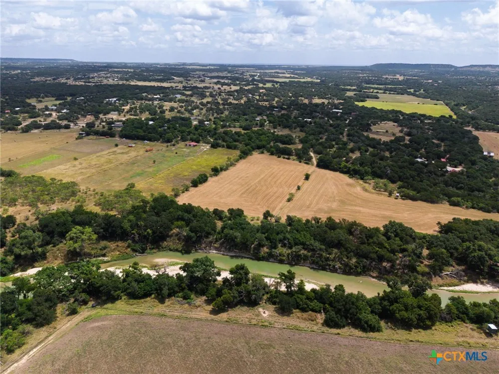 3927 County Road 3210 Kempner, TX 76539
