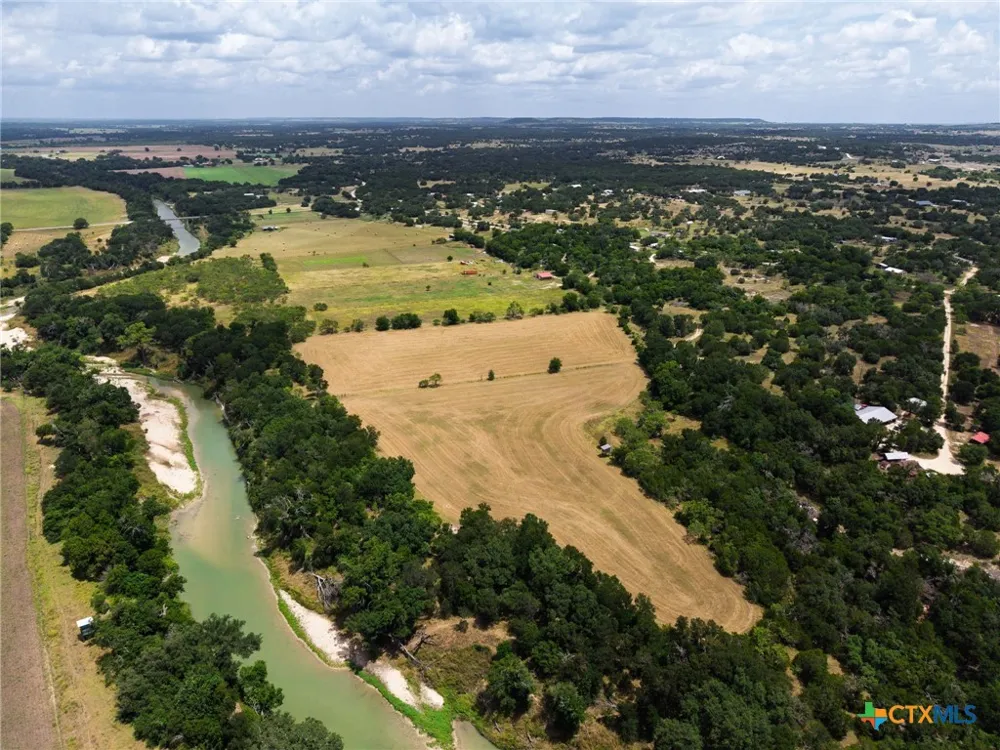 3927 County Road 3210 Kempner, TX 76539