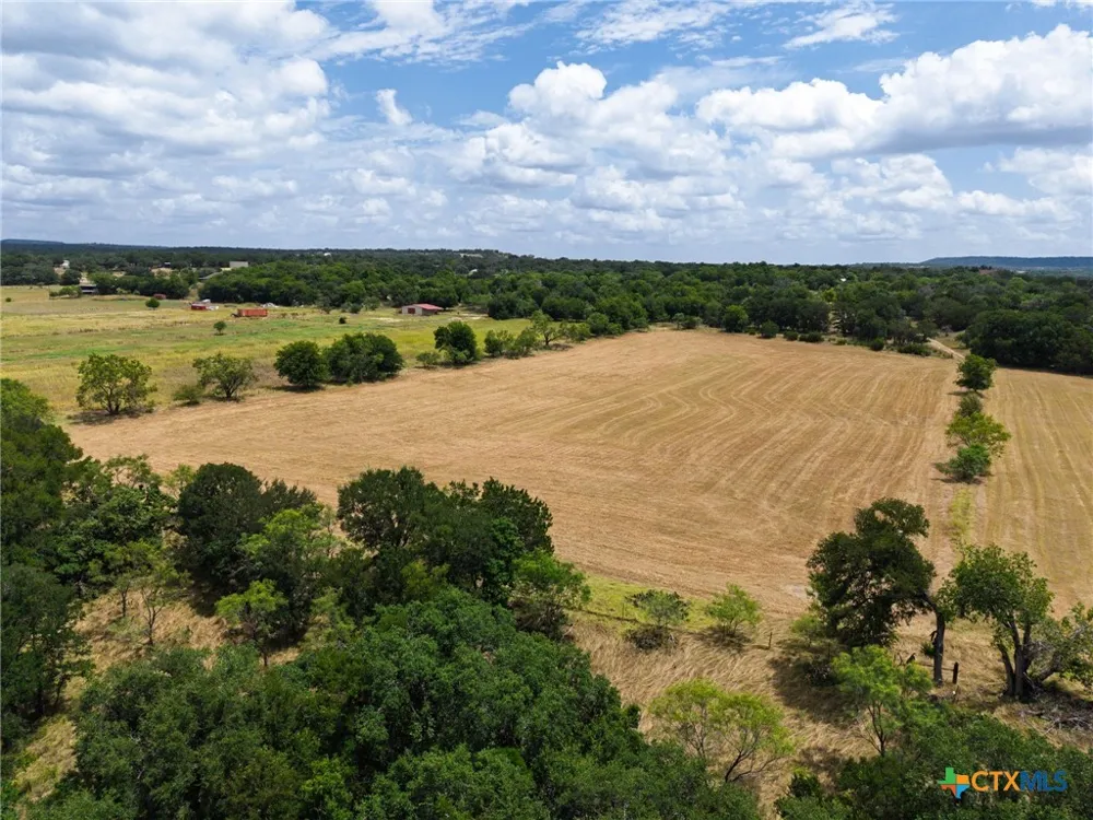 3927 County Road 3210 Kempner, TX 76539