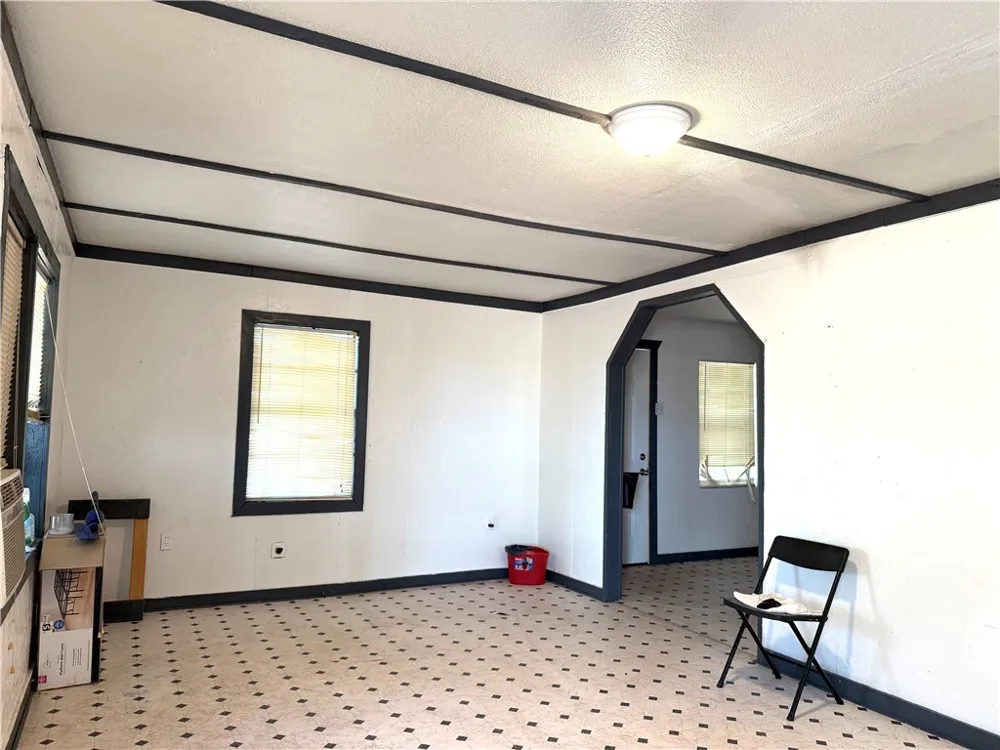 147 County Road 153 Alice, TX 78332