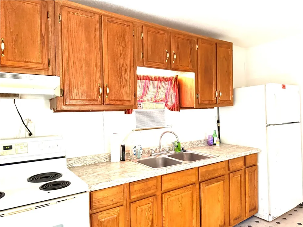 147 County Road 153 Alice, TX 78332