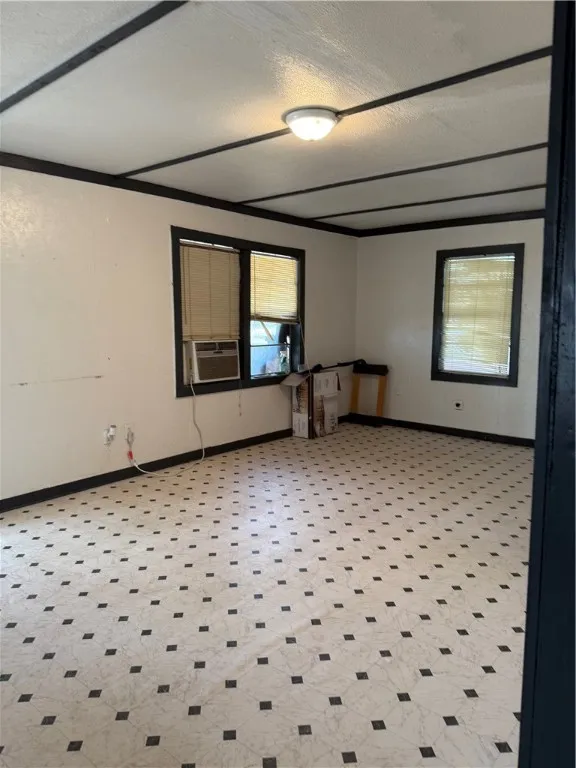 147 County Road 153 Alice, TX 78332
