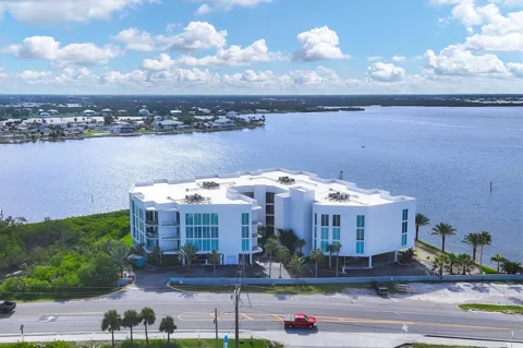 1375 BEACH ROAD #311