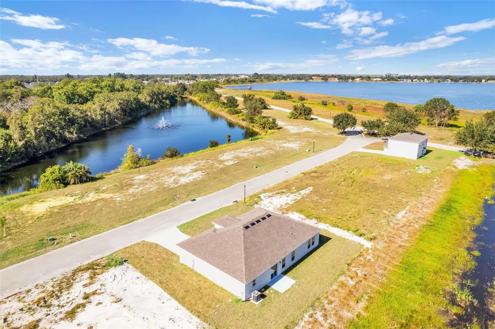 636 GRAND OAKS DRIVE Avon Park, FL 33825