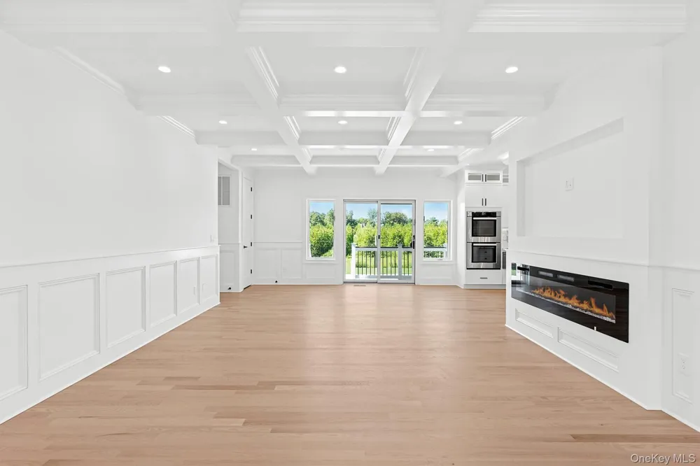 1900 Gillette Drive East Marion, NY 11939