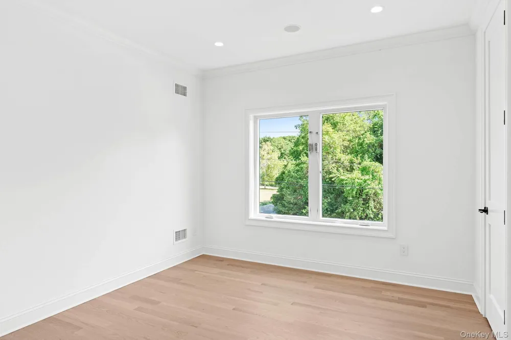 1900 Gillette Drive East Marion, NY 11939