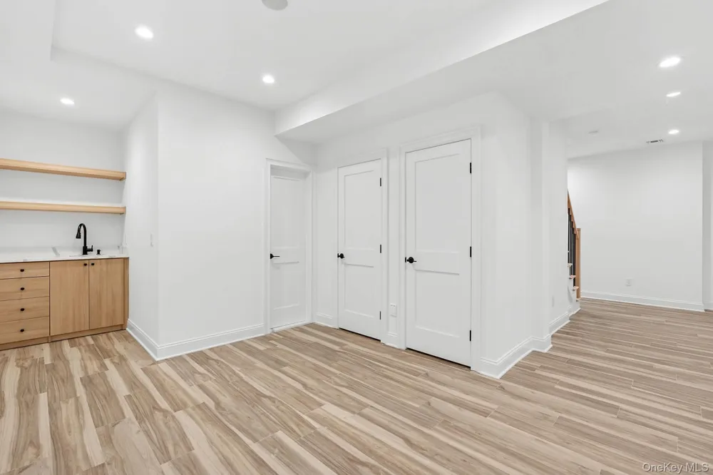 1900 Gillette Drive East Marion, NY 11939