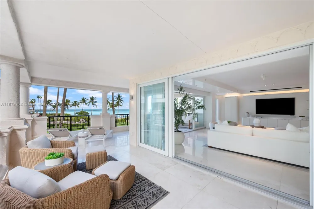 7921 Fisher Island Dr #7921 Miami Beach, FL 33109