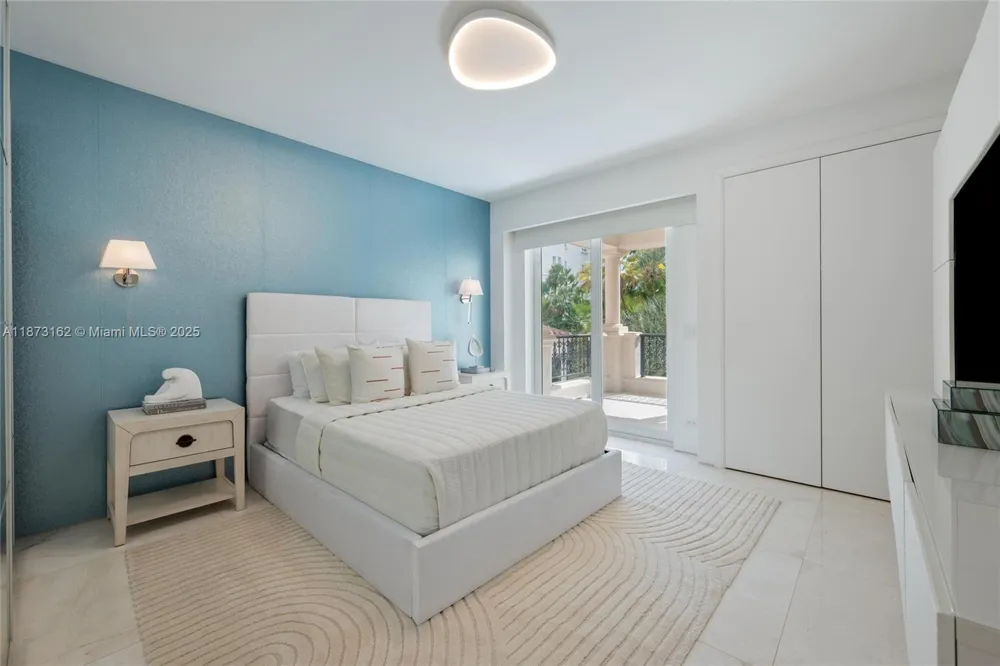 7921 Fisher Island Dr #7921 Miami Beach, FL 33109