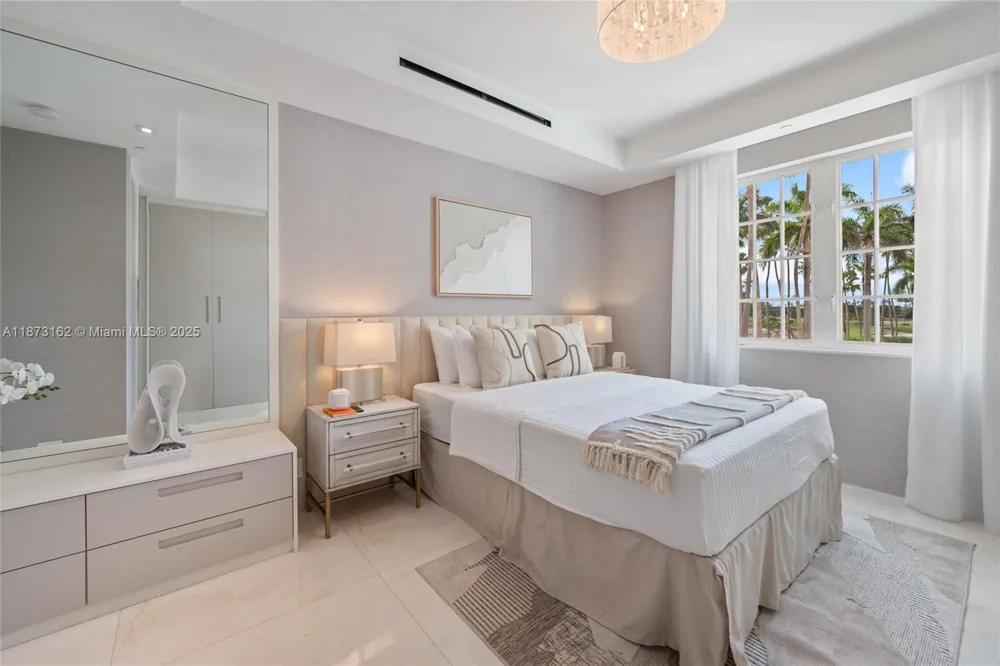 7921 Fisher Island Dr #7921 Miami Beach, FL 33109