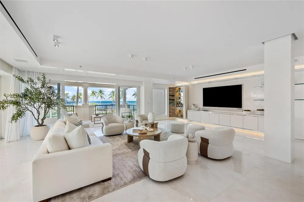 7921 Fisher Island Dr #7921 Miami Beach, FL 33109