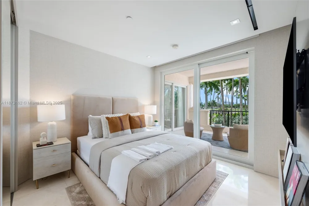 7921 Fisher Island Dr #7921 Miami Beach, FL 33109