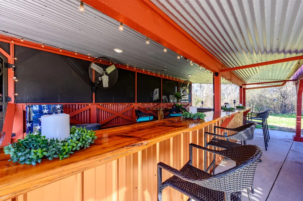 1460 N US HWY 287 Palestine, TX 75803