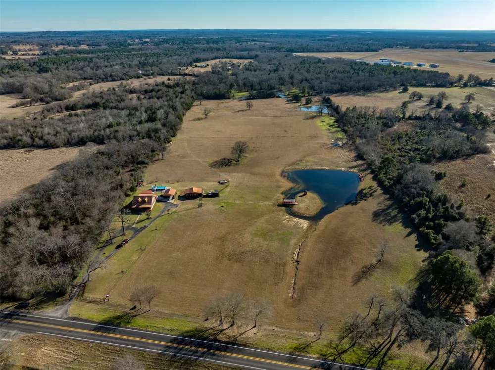 1460 N US HWY 287 Palestine, TX 75803