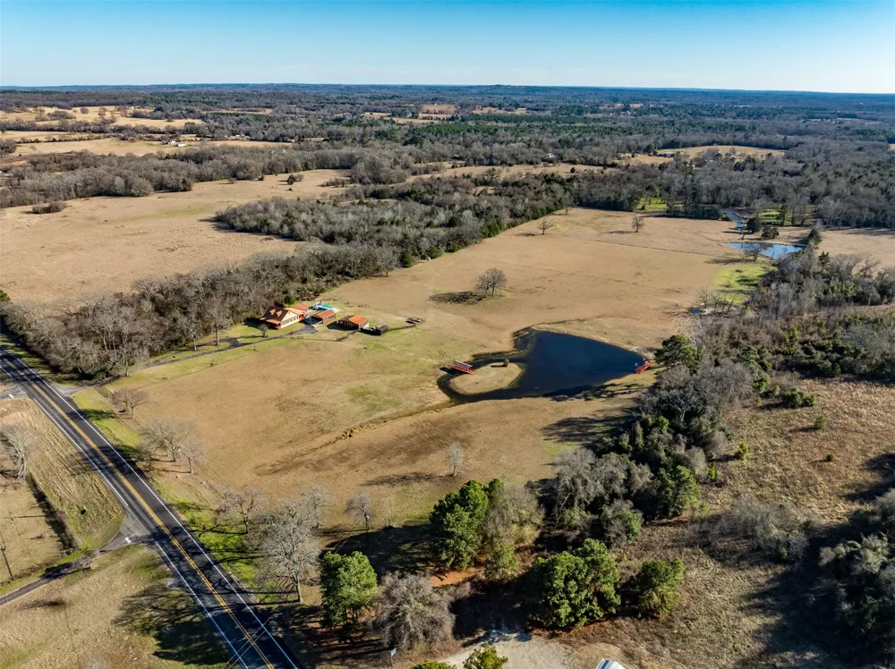 1460 N US HWY 287 Palestine, TX 75803