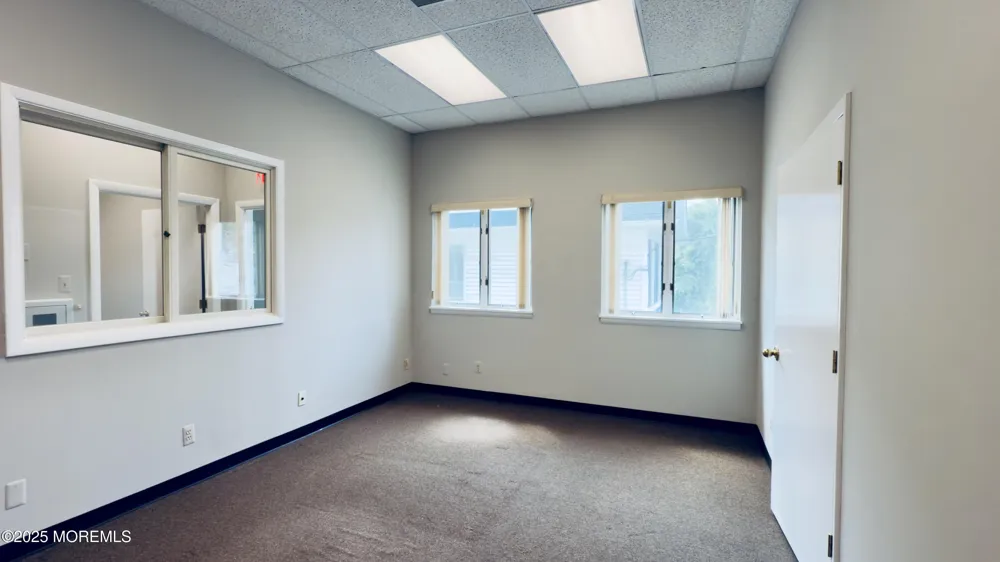 507 Broad Street #2ND FLOOR Shrewsbury, NJ 07702