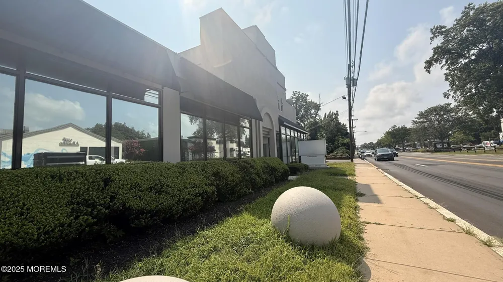 507 Broad Street #2ND FLOOR Shrewsbury, NJ 07702