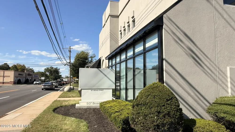 507 Broad Street #2ND FLOOR Shrewsbury, NJ 07702
