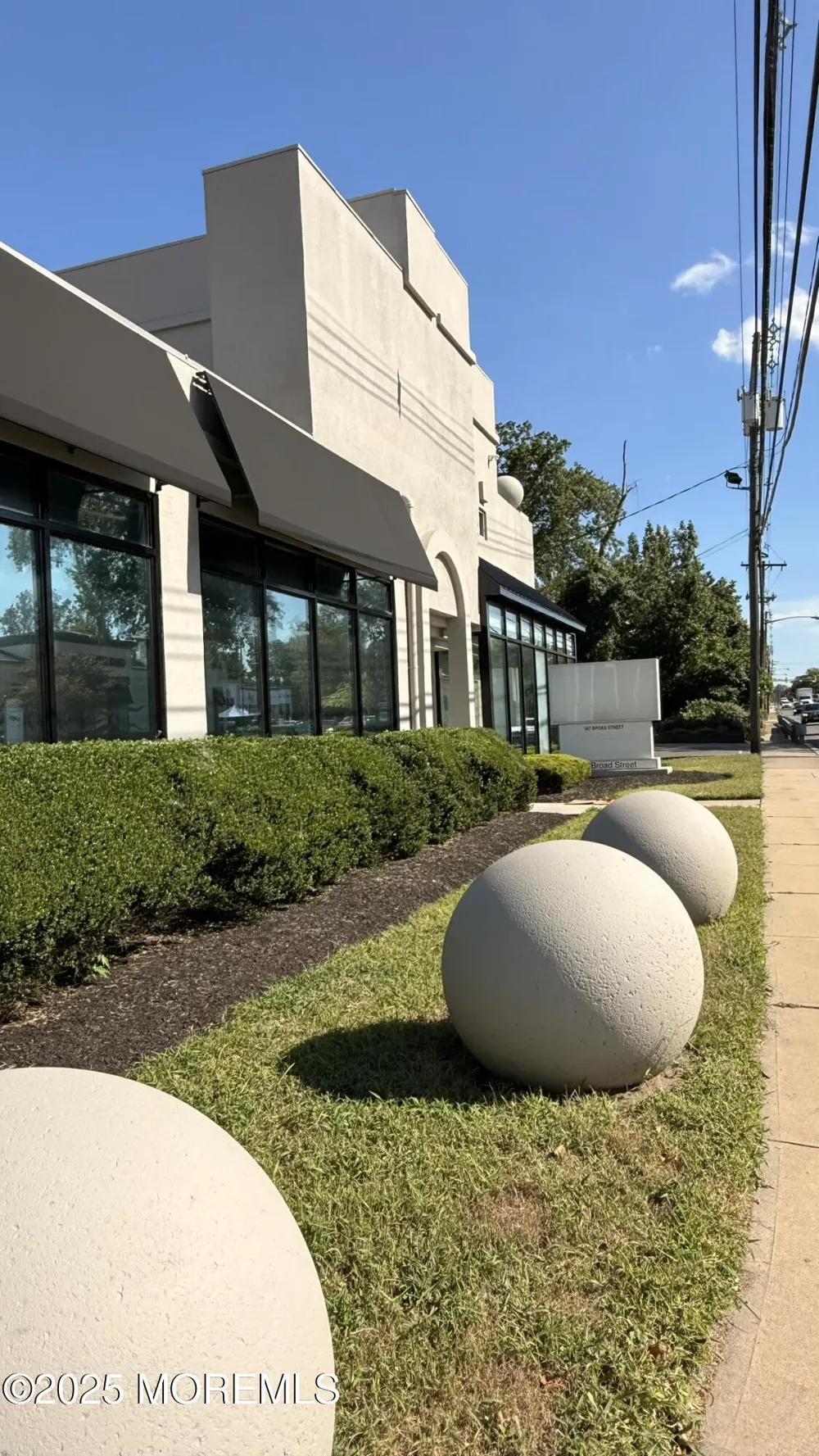 507 Broad Street #2ND FLOOR Shrewsbury, NJ 07702