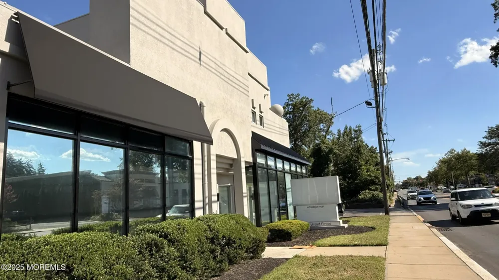 507 Broad Street #2ND FLOOR Shrewsbury, NJ 07702