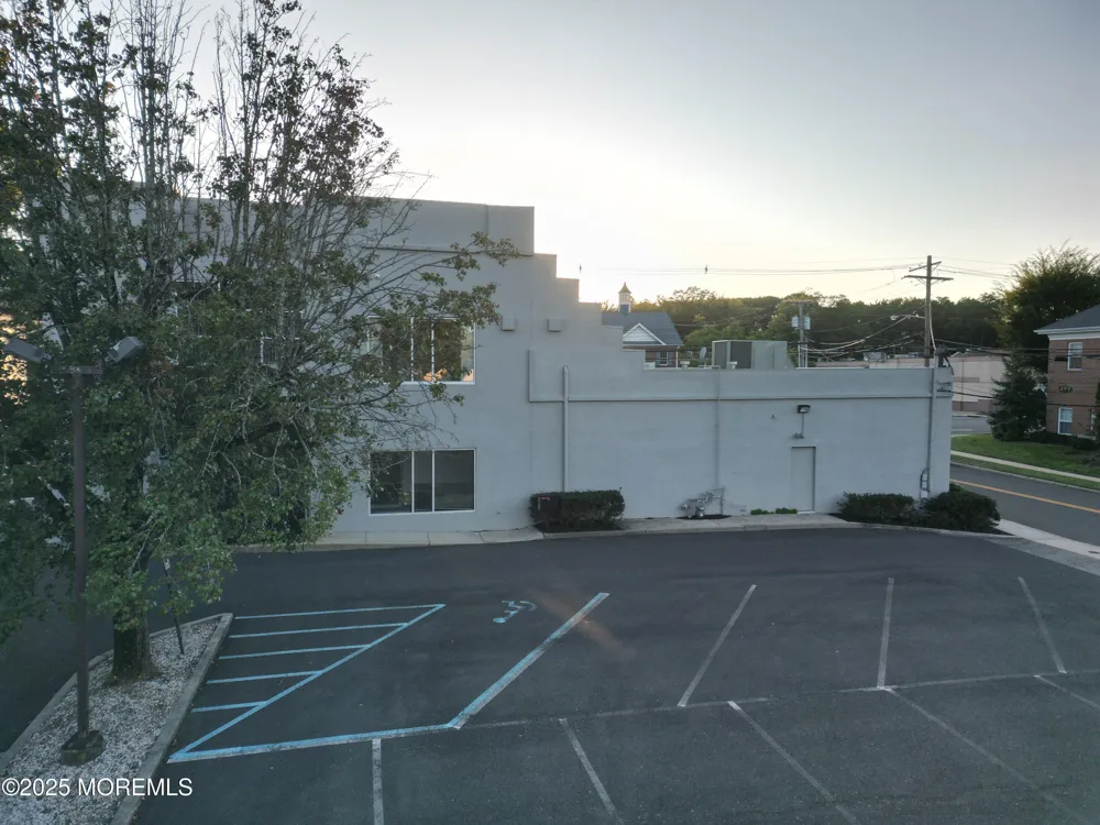 507 Broad Street #2ND FLOOR Shrewsbury, NJ 07702