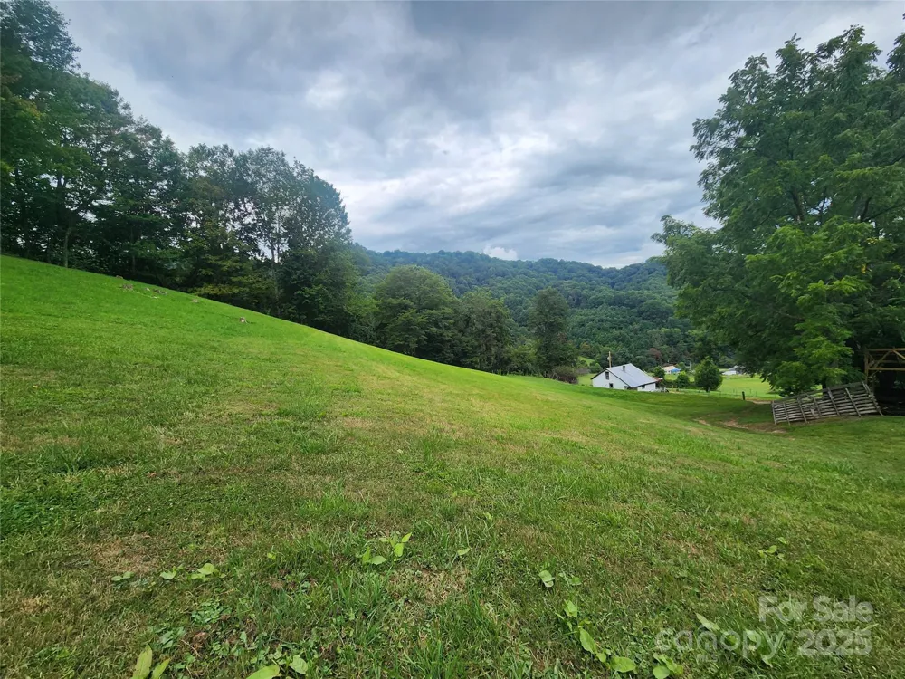1925 S Fork Road Marshall, NC 28753