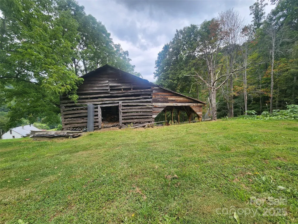 1925 S Fork Road Marshall, NC 28753