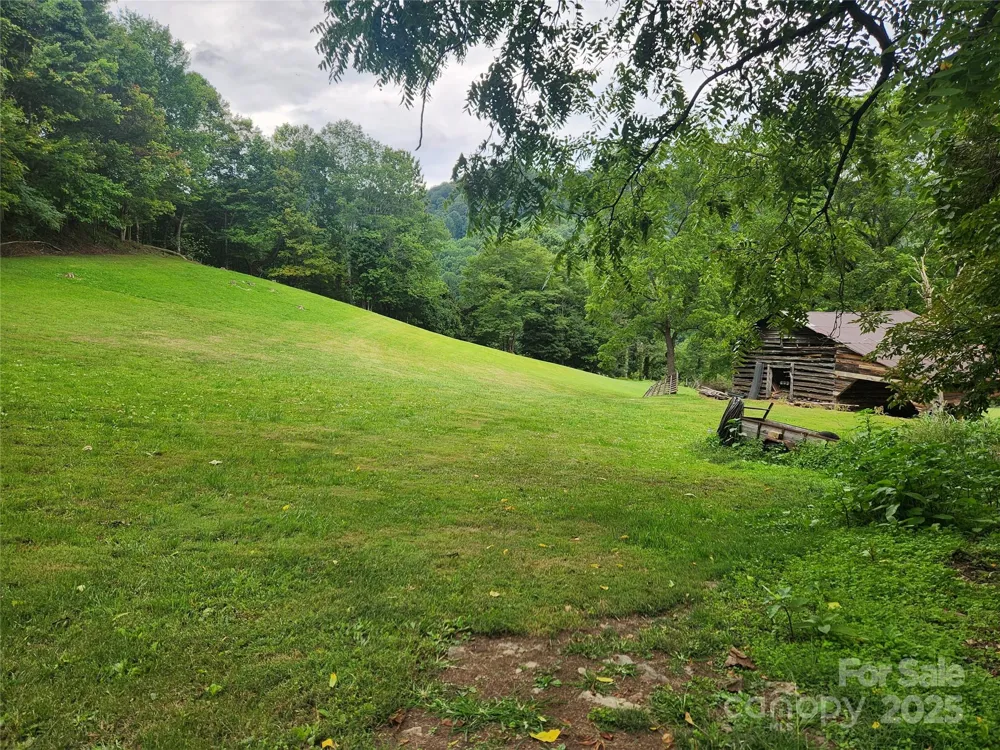 1925 S Fork Road Marshall, NC 28753