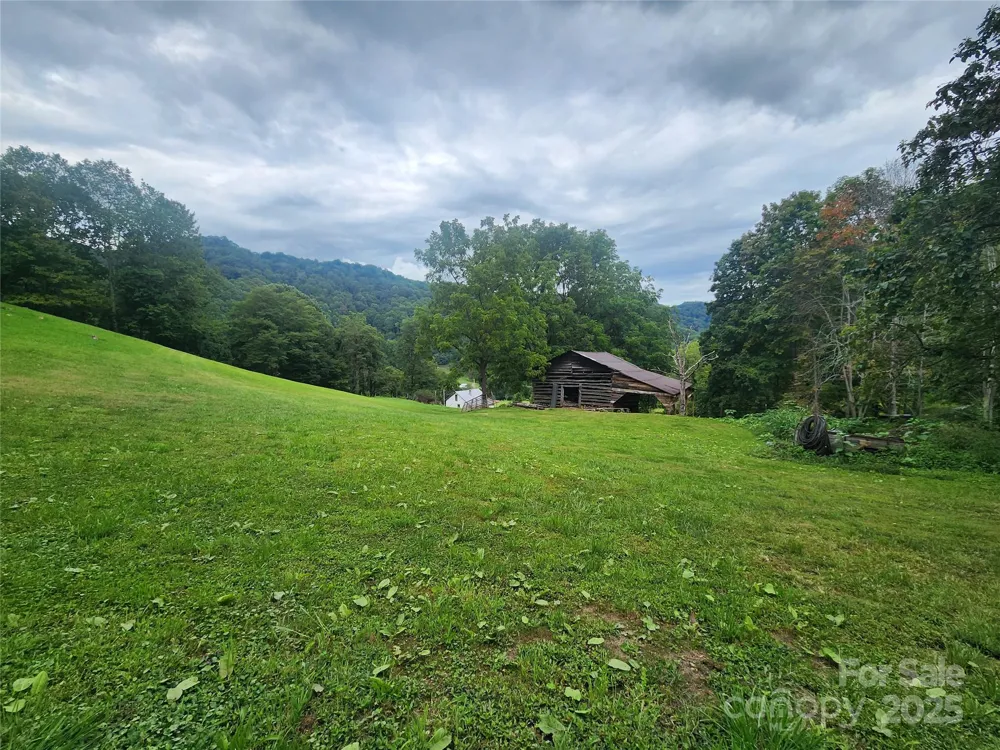 1925 S Fork Road Marshall, NC 28753