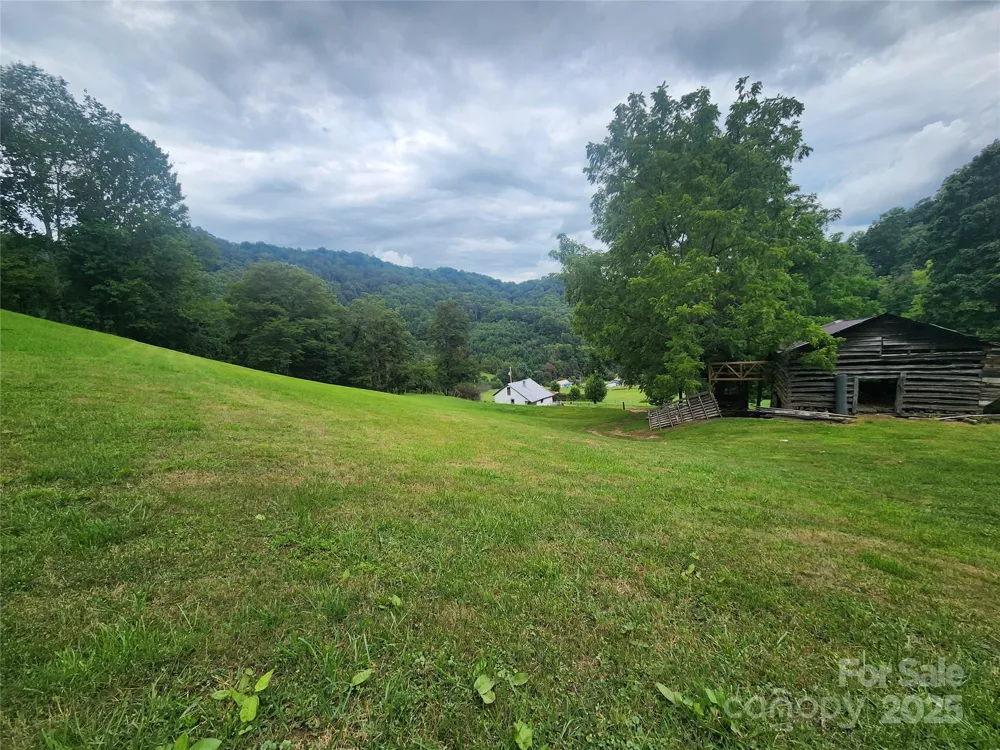 1925 S Fork Road Marshall, NC 28753
