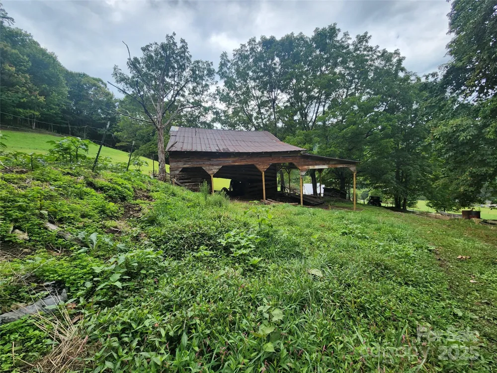 1925 S Fork Road Marshall, NC 28753