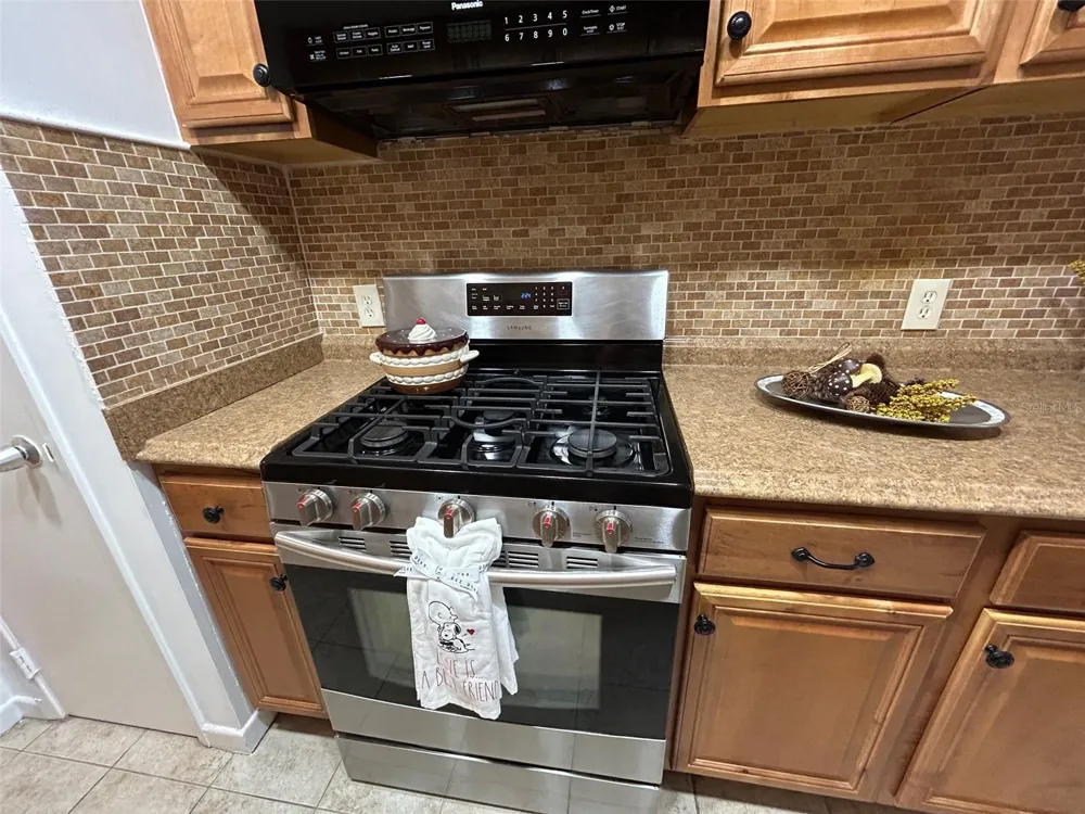 6100 21ST STREET #15 St Petersburg, FL 33714